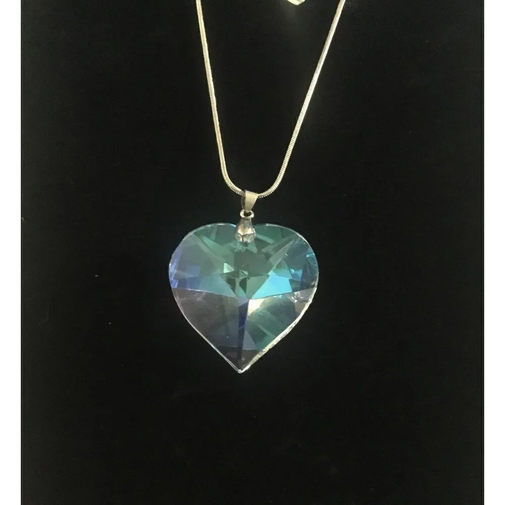Gorgeous New Prism Swarovski Crystal Heart Necklace & Earring Set - Picture 2 of 4